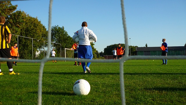 庫明加在本賽季的多項命中率下降 近期出場時間不足20分鐘 影響頂薪前景.